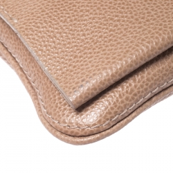 Pre Owned Carolina Herrera Beige Leather Flap Crossbody Bag