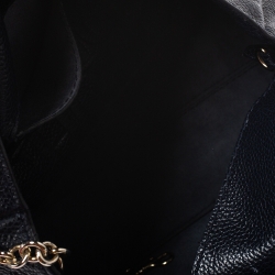 مملوكة مسبقًا Carolina Herrera Navy Blue Leather Minueto Flap Bag