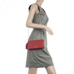 Pre Owned Carolina Herrera Red Leather Embossed Tassel Chain Clutch