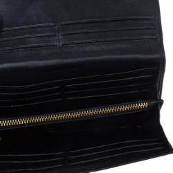 Pre Owned Carolina Herrera Black Quilted Leather Continental Wallet