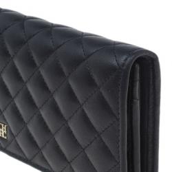 Pre Owned Carolina Herrera Black Quilted Leather Continental Wallet