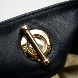 Pre Owned Carolina Herrera Blue Leather Chain Handle Tote