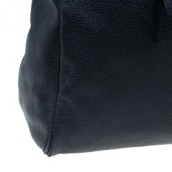 Pre Owned Carolina Herrera Black Leather Tempo Collection Adagio Bag