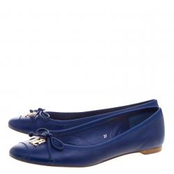 Pre Owned Carolina Herrera Blue Leather Bow Ballet Flats Size 37