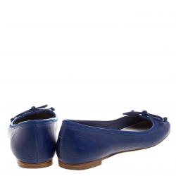 Pre Owned Carolina Herrera Blue Leather Bow Ballet Flats Size 37