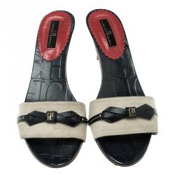 Pre Owned Carolina Herrera Beige/Navy Blue Suede and Leather Mules Size 37