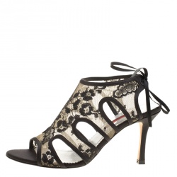 Pre Owned Carolina Herrera Black Lace Sandals Size 38