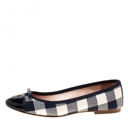 Pre Owned Carolina Herrera Blue Canvas And Patent Leather Bow Cap Toe Ballet Flats Size 37