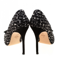 Pre Owned Carolina Herrera Monochrome Tweed Fabric And Suede Pointed Toe Pumps Size 40