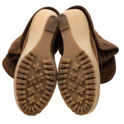 مملوكة مسبقًا بوت للكاحل كارولينا هيريرا سويدي بني كعب روكي مقاس 37