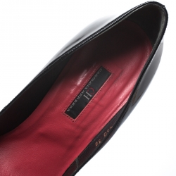 Pre Owned Carolina Herrera Black Patent Leather Pointed Toe Pumps Size 38