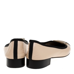 Carolina Herrera Beige/Black Leather And Grosgrain Trim Cap Toe Logo Ballet Flats Size 38