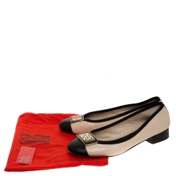 Carolina Herrera Beige/Black Leather And Grosgrain Trim Cap Toe Logo Ballet Flats Size 38