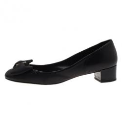 Carolina Herrera Black Leather Bow Pumps Size 39