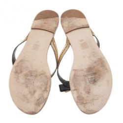 Pre Owned Carolina Herrera Gold Leather Thong Sandals Size 40