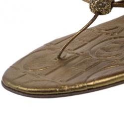 Pre Owned Carolina Herrera Gold Monogram Leather Thong Sandals Size 40