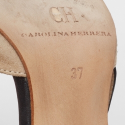 Pre Owned حذاء كعب عالي سي أتش كارولينا هيريرا سويدي وجلد بيج/أسود قصات مفرغة مقدمة مفتوحة مقاس 37