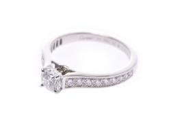 Pre Owned خاتم كارتييه ألماس سوليتير مقاس 48