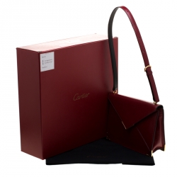 مملوكة مسبقًا حقيبة كتف كارتييه مظروف جلد حمراء
