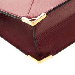 مملوكة مسبقًا حقيبة كتف كارتييه مظروف جلد حمراء