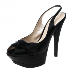 مملوكة مسبقًا صندل كاسادي ساتان أسود مقدمة مفتوحة بحزام للكاحل مقاس 37