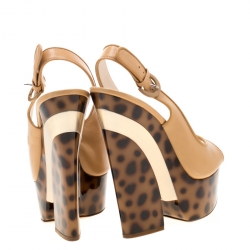 Pre Owned Casadei Beige Leather Tortoise Wedge Heel Slingback Sandals Size 39