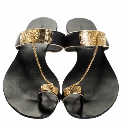 Pre Owned Casadei Black Leather Embellished Chain Detail Toe Ring Flats Size 40