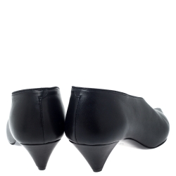 Pre Owned Celine Black Leather V Neck Pointed Toe Pumps Size 37