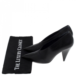 Pre Owned Celine Black Leather V Neck Nappa Pumps Size 36.5