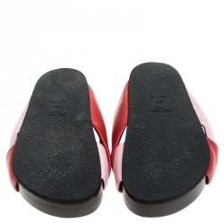مملوكة مسبقًا Celine Red/Pink Leather Twist Flat Slides Size 35