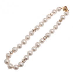 Pre Owned Carolina Herrera CH Round Faux Pearl Crystal Necklace