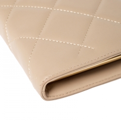 Pre Owned Carolina Herrera Beige Leather Chain Clutch
