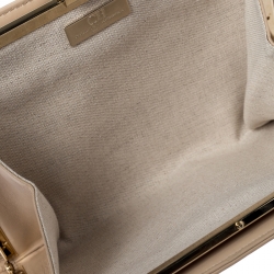 Pre Owned Carolina Herrera Beige Leather Chain Clutch