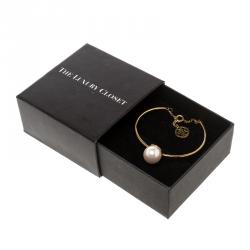Pre Owned Carolina Herrera Faux Pearl Gold Tone Bracelet