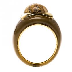 Pre Owned CH Carolina Herrera Brown Cabochon Gold Tone Ring Size 54.5