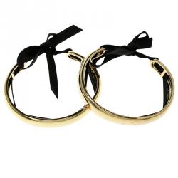 Pre Owned سوار سي أتش كارولينا هيريرا بشريط مربوط ذهبي اللون