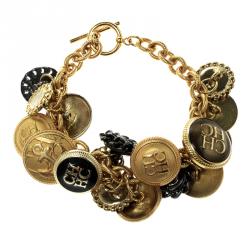 Pre Owned CH Carolina Herrera Enamel Gold Tone Button Detail Charm Toggle Bracelet & Stud Earring Set
