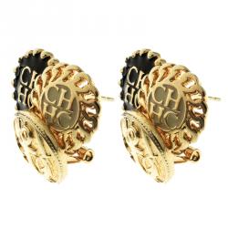 Pre Owned CH Carolina Herrera Enamel Gold Tone Button Detail Charm Toggle Bracelet & Stud Earring Set