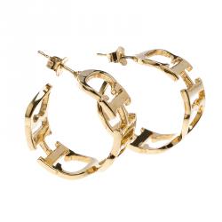 Pre Owned أقراط سي أتش كارولينا هيريرا حلقة شعار بقلب ذهبية اللون