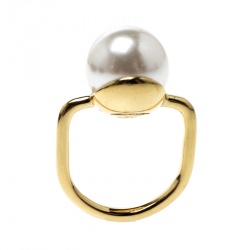 Carolina Herrera Faux Pearl Gold Tone Ring Size 52.5