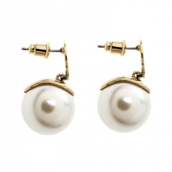 مملوكة مسبقًا CH Carolina Herrera Faux Pearl Gold Tone Drop Earrings
