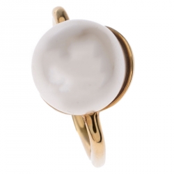 Pre Owned Carolina Herrera CH Faux Pearl Gold Tone Ring Size 48