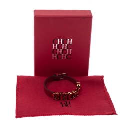 مملوكة مسبقًا CH Carolina Herrera Red Leather Gold Tone Logo Charm Bracelet