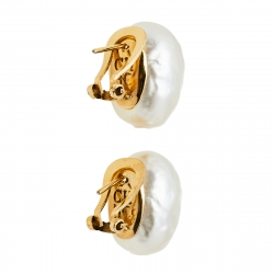 Pre Owned Carolina Herrera Pearl Gold Tone Stud Earrings