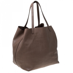 مملوكة مسبقًا Carolina Herrera Light Brown Monogram Leather Matryoshka Tote