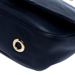 مملوكة مسبقًا حقيبة كتف كارولينا هيريرا نيو بالتازار بقلاب جلد زرقاء