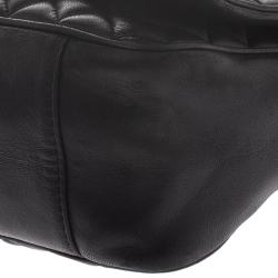 Pre Owned حقيبة كتف كارولينا هيريرا بقلاب وسلسلة جلد مبطن سوداء