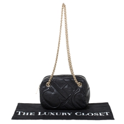 Pre Owned حقيبة كارولينا هيريرا كاميرا جلد أسود منقوش