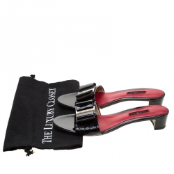 Pre Owned حذاء سلايدز كارولينا هيريرا جلد لامع أسود مقاس 40