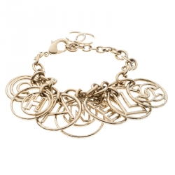 Pre Owned سوار شانيل CC دلاية بالشعار سلسلة ذهبية اللون 